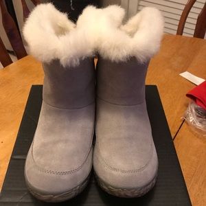NEW Women’s Sorel out n about bootie